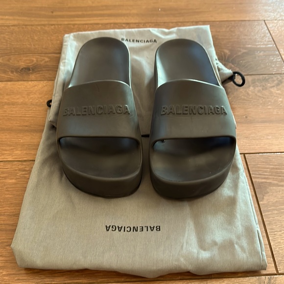 Balenciaga Chunky Slides - Picture 1 of 8